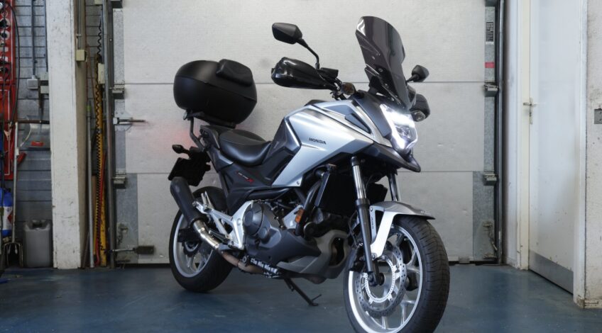 Honda NC750X 2016