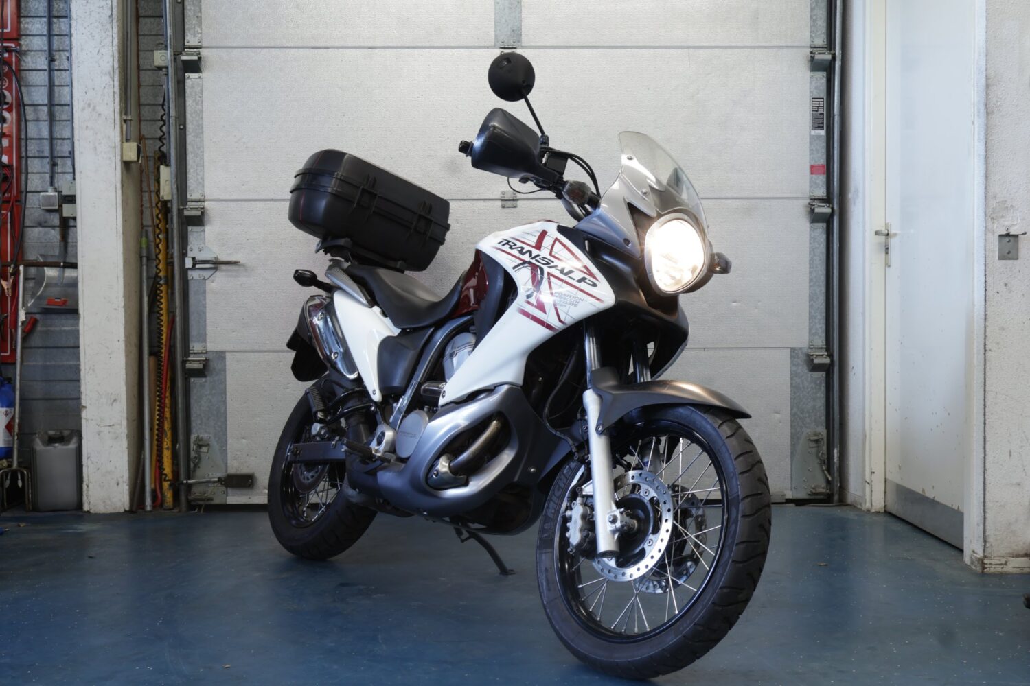 Honda Transalp XL700VA 2010