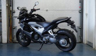 Honda VFR800X 2009